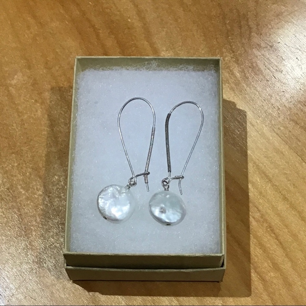 Stella & Dot earrings